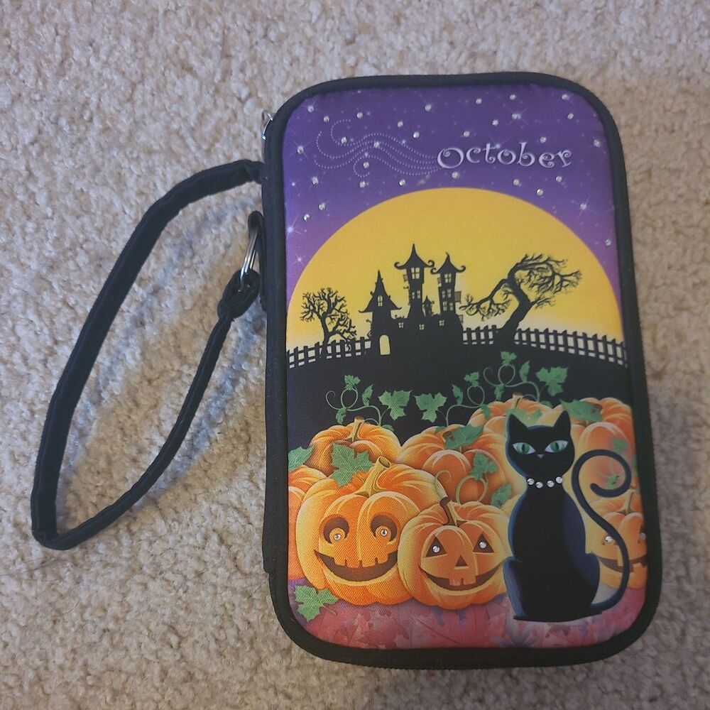 Willabee & Ward Seasonal Sensations Wristlet Wallet OCTOBER (with charm) NEW